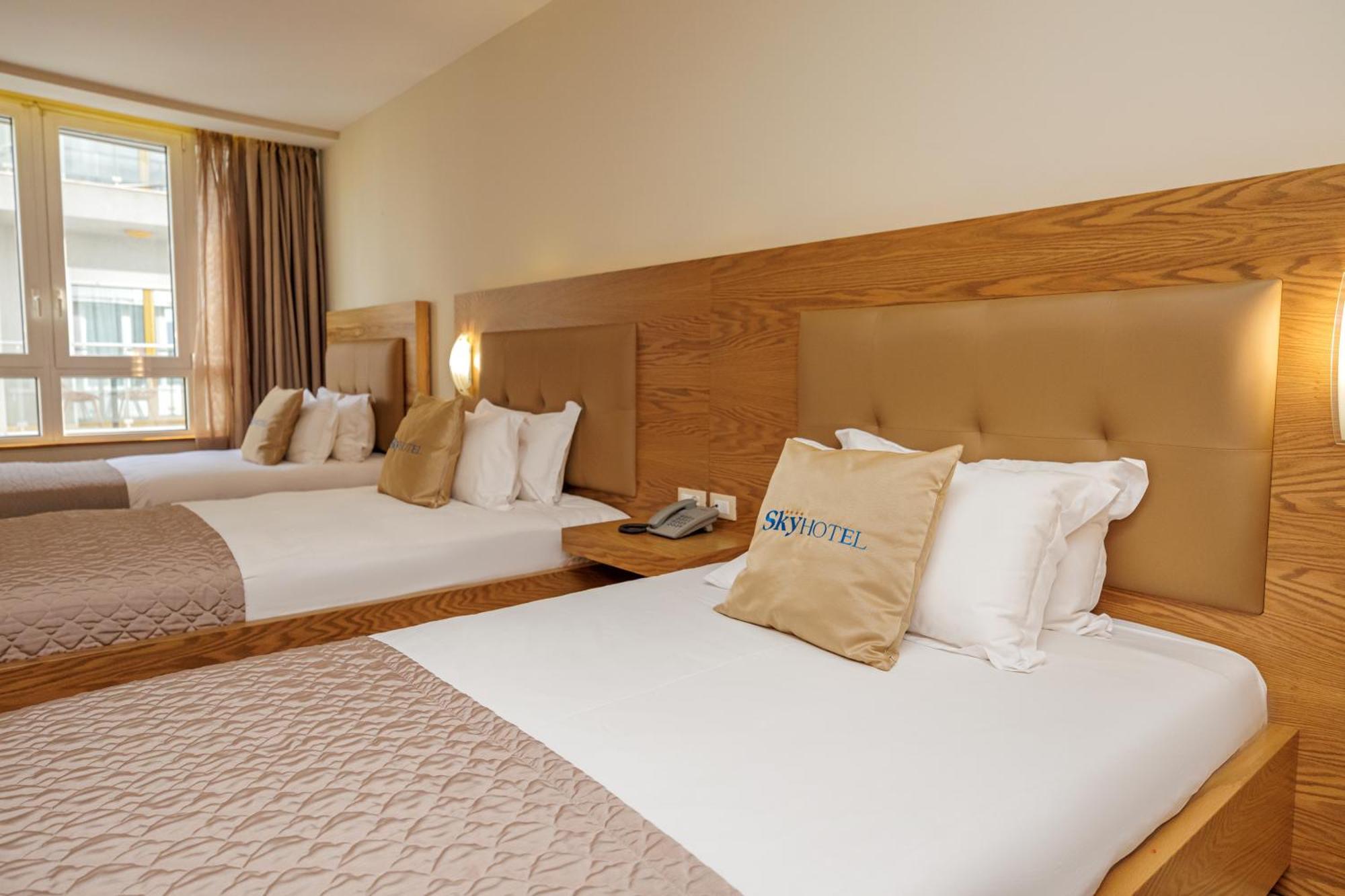 Hotell Sky 4*