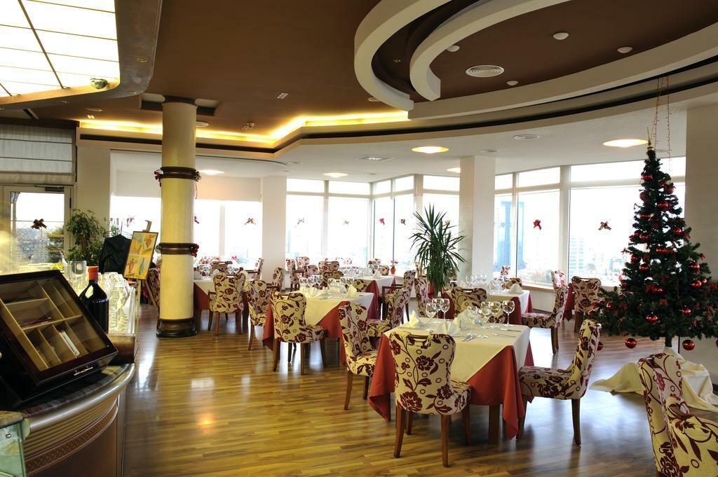 Sky 4* Tirana